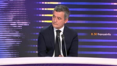 Célébration de Hanoukka à l'Élysée : "Il n'y a nulle violation de la laïcité", selon Gérald Darmanin
          Jeudi soir, une célébration de la fête juive de Hanoukka avait lieu au palais de l'Elysée à Paris.