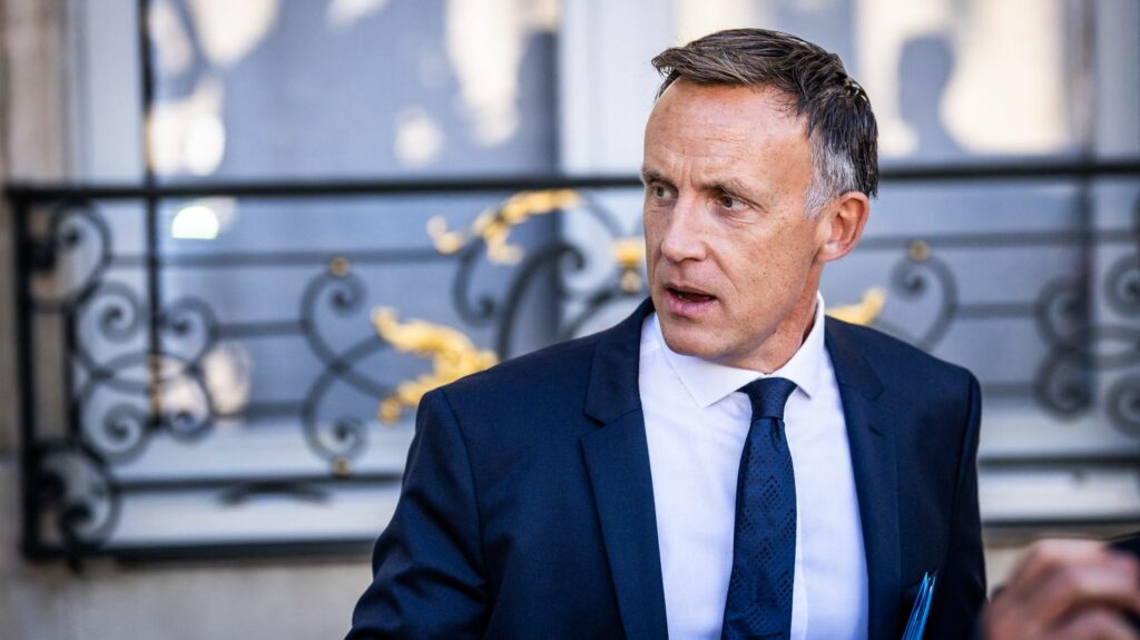 Frédéric Michel, conseiller d'Emmanuel Macron pour la communication, rejoint un groupe suisse de marketing
          "Cela a été un vrai honneur de travailler pour le président Macron", a déclaré le conseiller spécial communication et stratégie du chef de l'Etat sur sa page Linkedin.