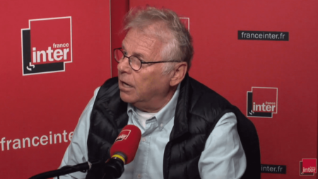 Daniel Cohn-Bendit critique le projet de Macron et invite la gauche à s’émanciper de Mélenchon Politique : "Le projet d'Emmanuel Macron ne tient plus la route", fustige Daniel Cohn-Bendit
Daniel Cohn-Bendit invite aussi sur France Inter la gauche à "s'émanciper de La France insoumise, surtout de Jean-Luc Mélenchon".