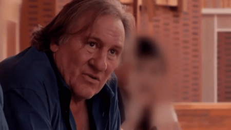 Affaire Gérard Depardieu : un huissier de justice authentifie les propos de l’acteur
          Un extrait de l’émission "Complément d’enquête", diffusé le 7 décembre et dans lequel Gérard Depardieu semble tenir des propos à caractère sexuel au sujet d’une petite fille a été authentifié par un huissier de justice. La famille, puis Emmanuel Macron, avait laissé entendre que la séquence avait pu être modifiée au montage.