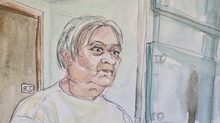 Disparition d’Estelle Mouzin : le témoignage glaçant de Monique Olivier lors de son procès
          La disparition d’Estelle Mouzin était au cœur du procès de Monique Olivier, l’ex-épouse du tueur en série Michel Fourniret, jeudi 14 décembre. L’accusée n’a toujours pas révélé où le corps de la fillette avait été enterré.