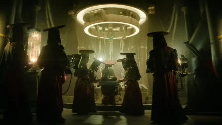"Rebel Moon" : le réalisateur Zack Snyder crée un "Star Wars" à son image pour Netflix
          Pour le géant du streaming, le réalisateur de "300" et "Watchmen", Zack Snyder, lance un nouveau film de science-fiction, "Rebel Moon", porté par Sofia Boutella, Michiel Huisman et Ed Skrein.