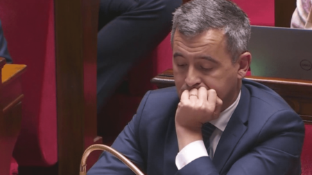 Vote de rejet du projet de loi immigration : quels sont les scénarios possibles pour le texte ?
          Après l'adoption de la motion de rejet du projet de loi sur l'immigration à l'Assemblée nationale, lundi 11 décembre, quelles sont les options restantes pour le gouvernement ?
