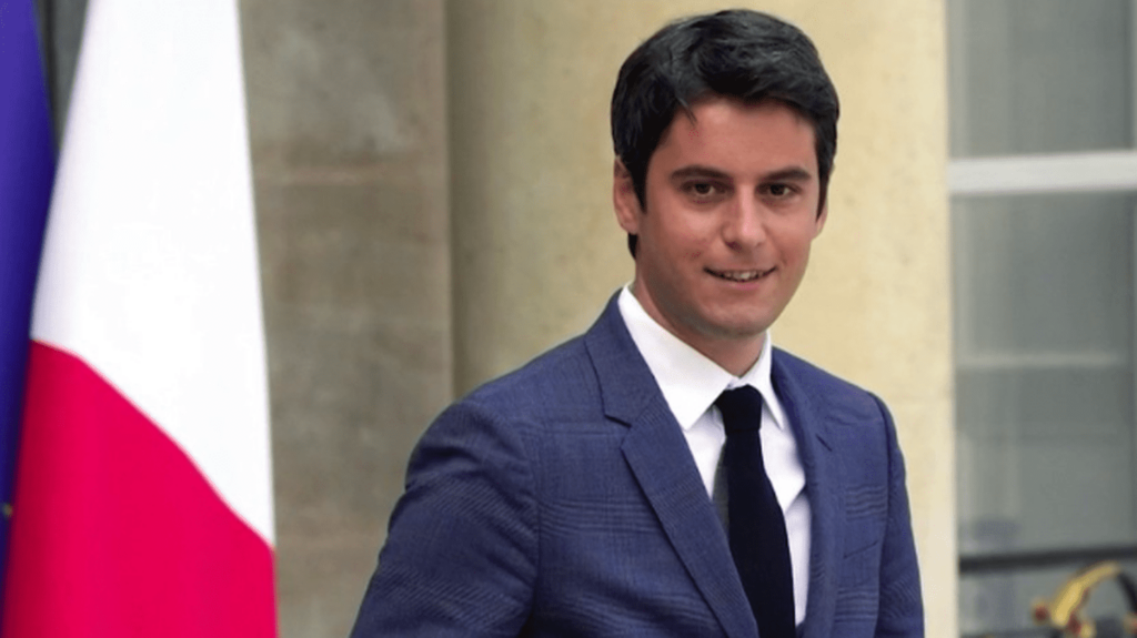Remaniement : l’ascension fulgurante de Gabriel Attal, Premier ministre à 34 ans
          Gabriel Attal a été nommé Premier ministre, mardi 9 janvier. Portrait.