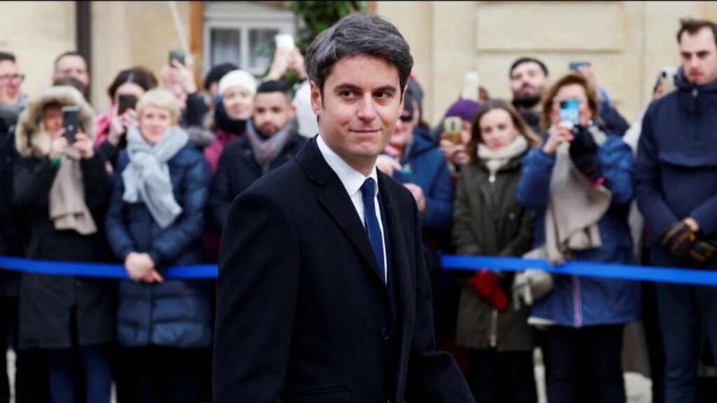Gabriel Attal nommé Premier ministre : qu'attendent les Français ?
          Loi immigration, fin de vie, emploi… Les Français expriment leurs attentes, mercredi 10 janvier, au lendemain de la nomination de Gabriel Attal au poste de Premier ministre.