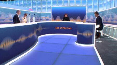 Les agriculteurs dans l'attente d'annonces, la décision des Sages sur la loi immigration... Les informés du matin du jeudi 25 janvier 2024
          Tous les jours, les informés débattent de l'actualité autour de Salhia Brakhlia et Renaud Dély.