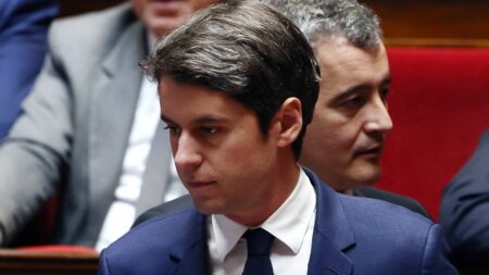 Discours de politique générale : Gabriel Attal annonce la création de "travaux d'intérêt éducatif" pour les délinquants de moins de 16 ans
          "Nous devons disposer de sanctions adaptées pour les mineurs de moins de 16 ans", a affirmé le Premier ministre durant sa déclaration de politique générale.