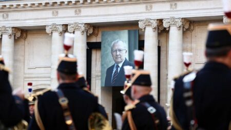 Vidéos



  

  
  

      

  

  
    Hommage national à Jacques Delors aux Invalides : regardez les trois séquences marquantes de la cérémonie
          Emmanuel Macron a salué, vendredi, "l'intuition visionnaire" de ce "conciliateur", "ce grand Français, cet honnête homme européen".