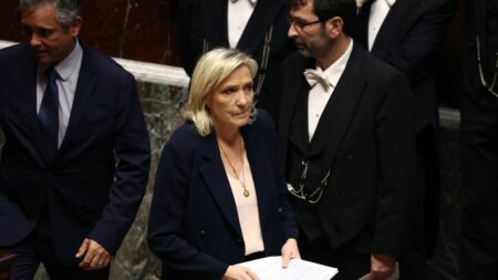 Discours de politique générale : Marine Le Pen fustige "un catalogue" de "promesses diverses et variées" sans "aucun souffle"
          Mathilde Panot, cheffe de file des députés de La France insoumise, a pour sa part évoqué des "coups de communication" et un "discours de propagande générale".
