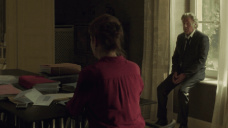 "Un silence" de Joachim Lafosse : un film sur le lourd poids des secrets de famille
          Le film "Un silence" réalisé par Joachim Lafosse sort en salle mercredi 10 janvier. Il réunit Daniel Auteuil et Emmanuelle Devos. Un film où les secrets qui hantent une famille ressurgissent.