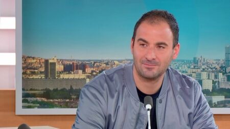 Violences sexuelles : Dupond-Moretti "est attendu au tournant", selon le réalisateur d'un documentaire sur le ministre
          Après le remaniement du gouvernement de Gabriel Attal, annoncé le 11 janvier, Éric Dupond-Moretti reste garde des Sceaux. Invité du 12/13 info, le réalisateur Alexandre Darmon réagit à sa nomination.