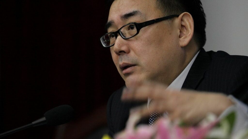 L'écrivain australien Yang Jun a été condamné à mort avec sursis en Chine
          La ministre australienne des Affaires étrangères Penny Wong a assuré que son pays réagirait "dans les termes les plus forts" suite à cette condamnation, qui n'a pas été encore confirmée par la Chine.