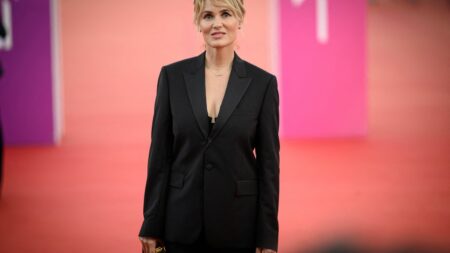 Une enquête ouverte après la plainte pour viols de Judith Godrèche contre le réalisateur Benoît Jacquot
          Les investigations ont été confiées à la Brigade de protection des mineurs et concernent notamment des infractions "de viol sur mineur de 15 ans".