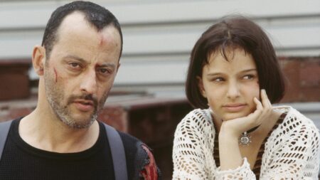 Jean Reno évoque son rôle dans "Léon" : "Ce sont des personnages qui ne peuvent que déteindre"
          Le comédien, Jean Reno, est l’invité exceptionnel du Monde d'Élodie du 12 au 16 février 2024. Il remonte le fil de sa carrière autour de cinq de ses films les plus emblématiques à l'occasion de la sortie mercredi 14 février du film "Maison de retraite 2" de Claude Zidi Jr.