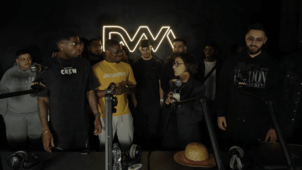 On vous explique pourquoi Jordan Bardella demande à Rachida Dati de se justifier sur sa présence dans l'émission de rap "DVM Show"
          La nouvelle ministre de la Culture s'est rendue dans cette émission en vogue, lundi, vantant un programme qui valorise "une culture qui parle à toute une génération".