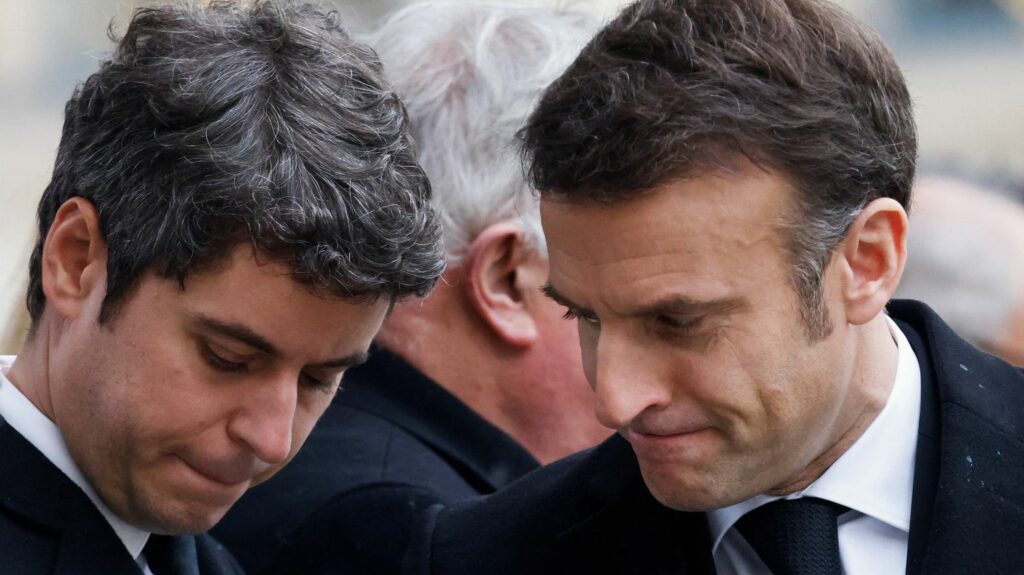 Édito



  

  
  

      

  

  
    RN et "arc républicain" : cacophonie au sommet de l'État
          La majorité continue de s’arracher les cheveux autour de la notion "d’arc républicain", en cherchant à se positionner vis-à-vis du Rassemblement national. Dernier épisode en date, lundi matin avec Emmanuel Macron qui contredit son Premier ministre dans une interview.