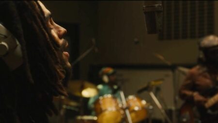 Cinéma : un biopic inédit sur Bob Marley
          Un film sur Bob Marley retrace la légende que fut le musicien. Une avant-première a eu lieu à Paris.