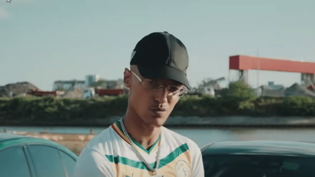 Après Lille, la justice valide l'interdiction du concert du rappeur Freeze Corleone à Lyon
          Le tribunal administratif de Lyon évoque "le risque sérieux que soient tenus des propos de nature à porter de graves atteintes au respect des valeurs et principes, notamment de dignité de la personne humaine".