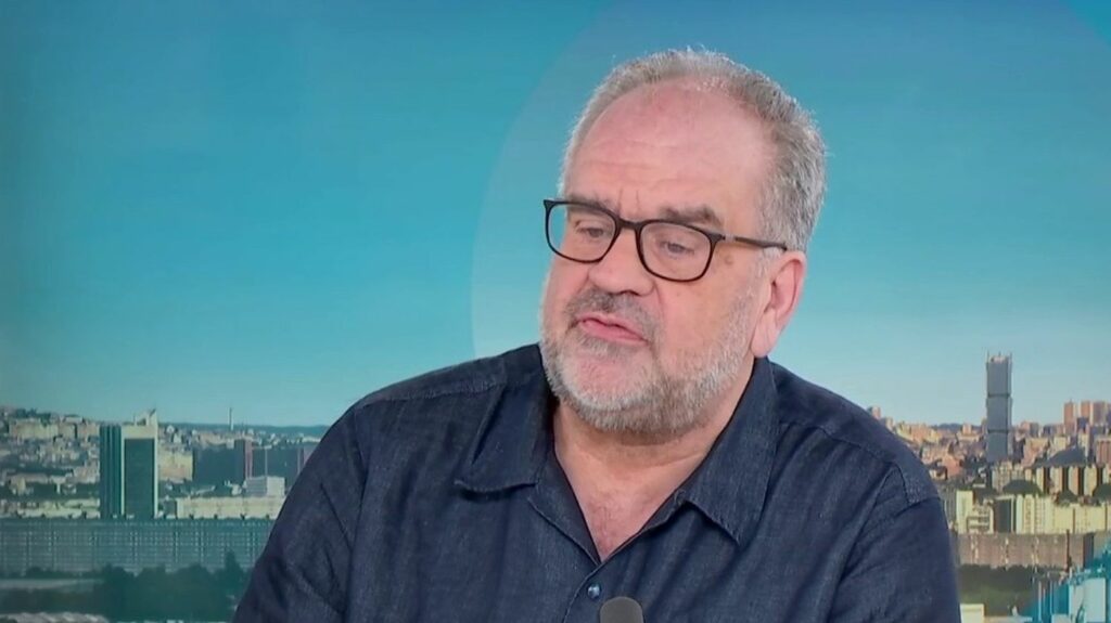 Oscar pour Anatomie d'une chute : "On peut s'en réjouir", confie un journaliste cinéma
          Laurent Delmas, journaliste cinéma sur France Inter, est revenu sur la victoire du film français Anatomie d’une chute, réalisé par Justine Triet, dans la catégorie de l’Oscar du meilleur scénario original.