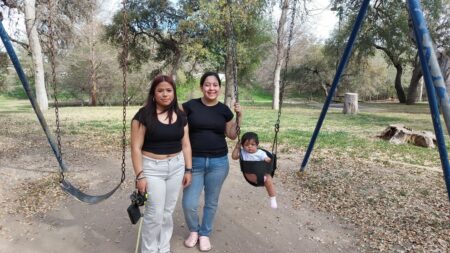 Biden en difficulté : l’électorat latino du Texas se tourne vers Trump, vote crucial pour réélection Reportage
"Depuis que Biden est président, le monde va mal" : aux États-Unis, l'électorat latino du Texas penche de plus en plus vers Trump
Le vote des Latinos pourrait bien être déterminant dans la réélection ou non de Joe Biden à la présidence. Mardi, lors du "Super Tuesday", les électeurs d'une quinzaine d'États doivent désigner les candidats démocrates et républicains.