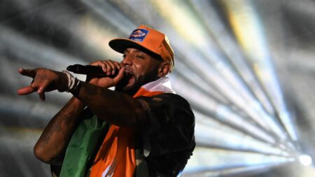Booba annonce qu'il va déposer plainte contre Magali Berdah pour "diffamation et non-respect de la présomption d'innocence"
          Le rappeur est lui-même mis en examen et placé sous contrôle judiciaire pour "harcèlement moral aggravé".