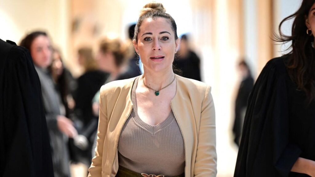 Des dizaines de personnes emprisonnées pour cyberharcèlement, la « reine des influenceurs » française