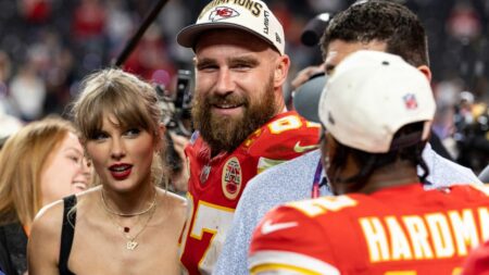 "My dead friend Zoe" : ce film produit par le footballeur Travis Kelce est financé par un crédit d'impôt sur les énergies renouvelables
          C'est un film américain avec Ed Harris et Morgan Freeman, mais plus que le casting, c'est le producteur, Travis Kelce et le mode de financement, qui retiennent l'attention.