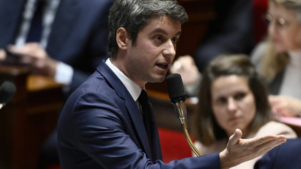 Assemblée nationale : Gabriel Attal répondra seul aux questions au gouvernement du mercredi pendant cinq séances
          Cette expérimentation, à laquelle le Premier ministre s'était montré favorable, prendra effet à partir du 3 avril.