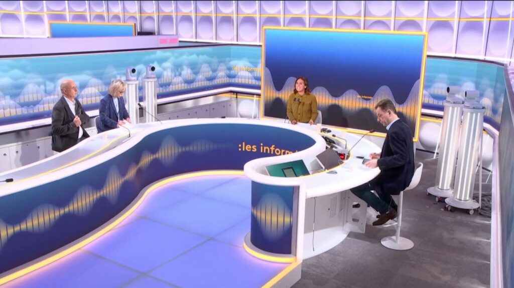 Inscription de l'IVG dans la Constitution, inauguration du village olympique... Les informés du matin du jeudi 29 février
          Tous les jours, les informés débattent de l'actualité autour de Salhia Brakhlia et Renaud Dély.