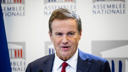 Nicolas Dupont-Aignan renonce à présenter une liste aux élections européennes 2024 Elections européennes 2024 : Nicolas Dupont-Aignan renonce à présenter une liste
Le député Debout la France était crédité d'environ 2% des intentions de vote par les sondages.