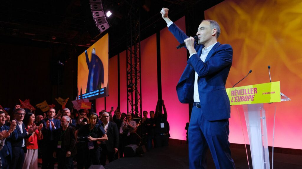 "On est le premier parti de gauche dans les sondages" : au meeting de Raphaël Glucksmann près de Toulouse, les militants veulent croire à une dynamique
          L'eurodéputé, candidat de l'union entre le PS et Place publique aux européennes, était en meeting dimanche à Tournefeuille. Les militants venus le voir sont galvanisés, notamment par les récents sondages.