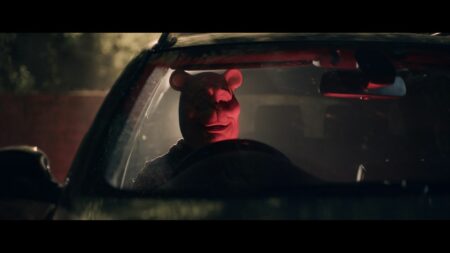 Un Winnie l'Ourson en version film d'horreur remporte les Razzie Awards, les anti-Oscars
          Prix parodiques, les Razzies ont été créés en 1981 pour se moquer de la culture de l'auto-satisfaction d'Hollywood.