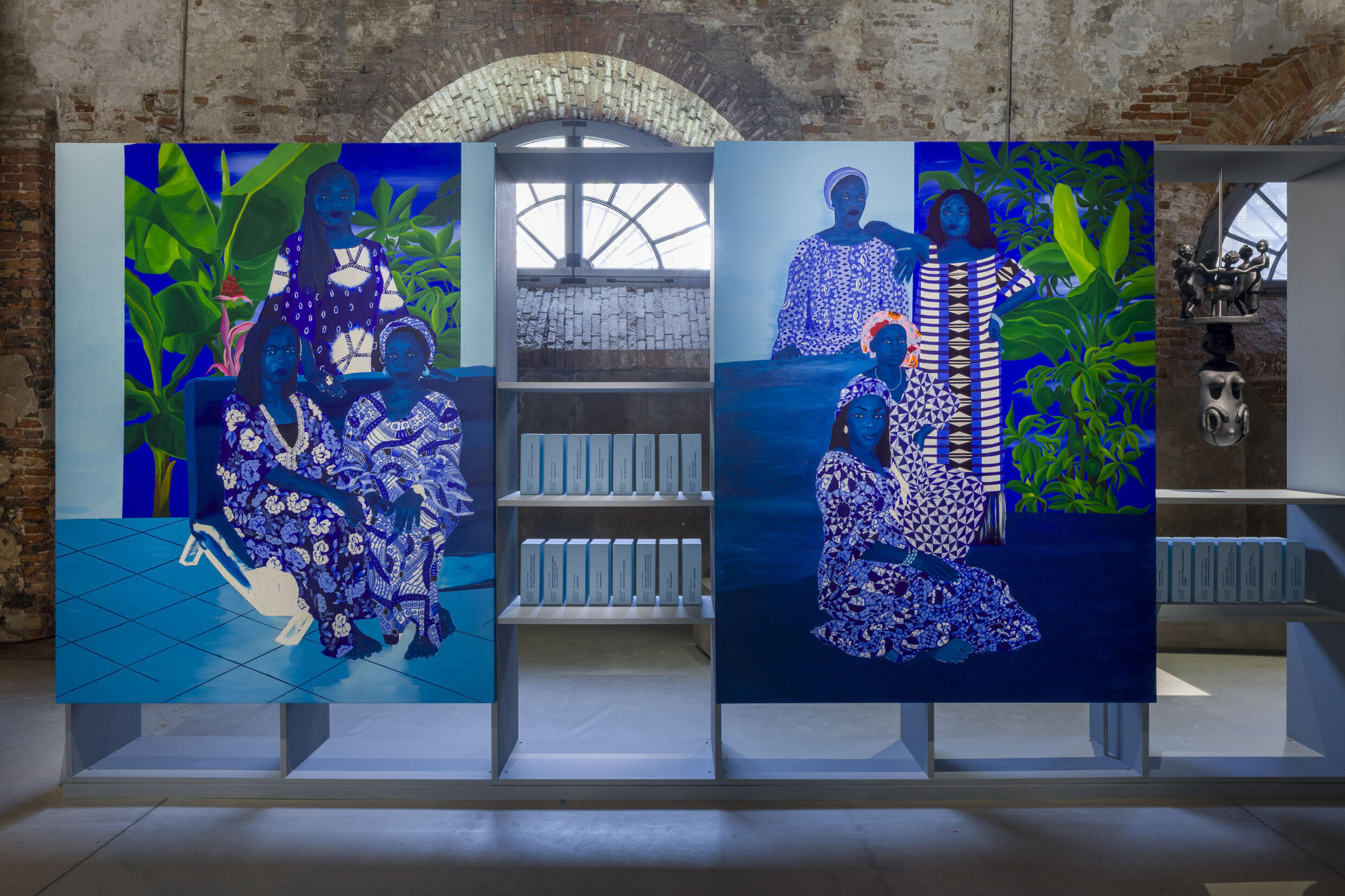 Œuvres de Moufouli Bello au Pavillon du Bénin. Dans le cadre de la Biennale de Venise Arte 2024, Italie, le 16 avril 2024.