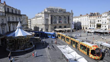 La ville française de Montpellier adopte la gratuité des transports publics, mais cela réduira-t-il le trafic ?