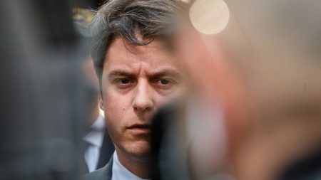 Mesures d'intérêt éducatif : le ministre de la Justice envoie une circulaire aux procureurs pour préciser les mesures à destination des moins de 16 ans
          Le Premier ministre Gabriel Attal en avait parlé dès le 30 janvier. Les détails concernant les mesures d'intérêt éducatif ont été envoyés aux procureurs mardi.