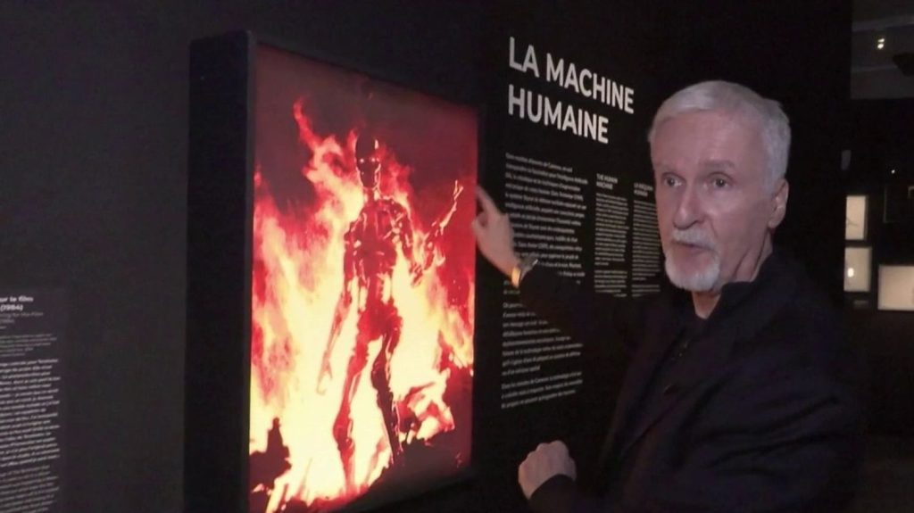 James Cameron : le réalisateur à l'honneur d'une exposition à Paris
          Alors qu'une exposition consacrée à James Cameron s'est ouverte à Paris, le réalisateur était l'invité du 20 Heures, mercredi 3 avril. L'occasion de replonger dans ses films qui ont fait rêver le public.
