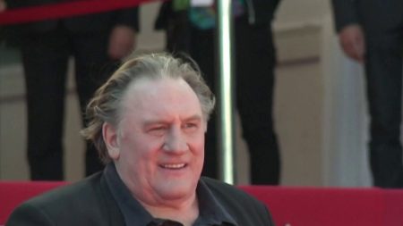 Affaire Gérard Depardieu : l'acteur jugé en octobre 2024 pour agressions sexuelles
          L'acteur Gérard Depardieu est convoqué en octobre prochain devant le tribunal correctionnel de Paris pour être jugé pour des faits présumés d'agression sexuelle contre deux victimes pendant le tournage d'un film en 2021.