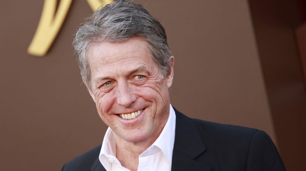 Royaume-Uni : l'acteur Hugh Grant conclut un accord financier avec le tabloïd "The Sun" qu'il poursuivait
          Hugh Grant annonce sur X renoncer au procès contre l'éditeur du tabloïd en échange d'une "énorme somme d'argent".