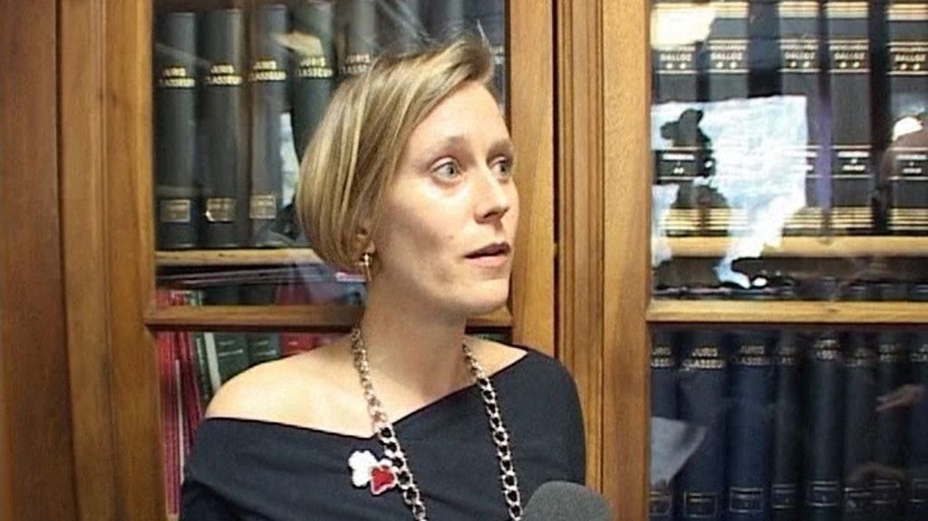 La magistrate soupçonnée de liens avec le banditisme corse remise en liberté sous conditions
          Poursuivie pour onze infractions, Hélène Gerhards a été mise en examen et écrouée au début du mois d'avril.