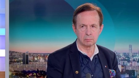 Mort du petit Émile : l’hypothèse d’une "fugue n’est pas à exclure", selon un général de gendarmerie
          Après la découverte d'ossements d'Émile, disparu en juillet dans un petit hameau des Alpes-de-Haute-Provence, la cause de son décès reste inexpliquée.