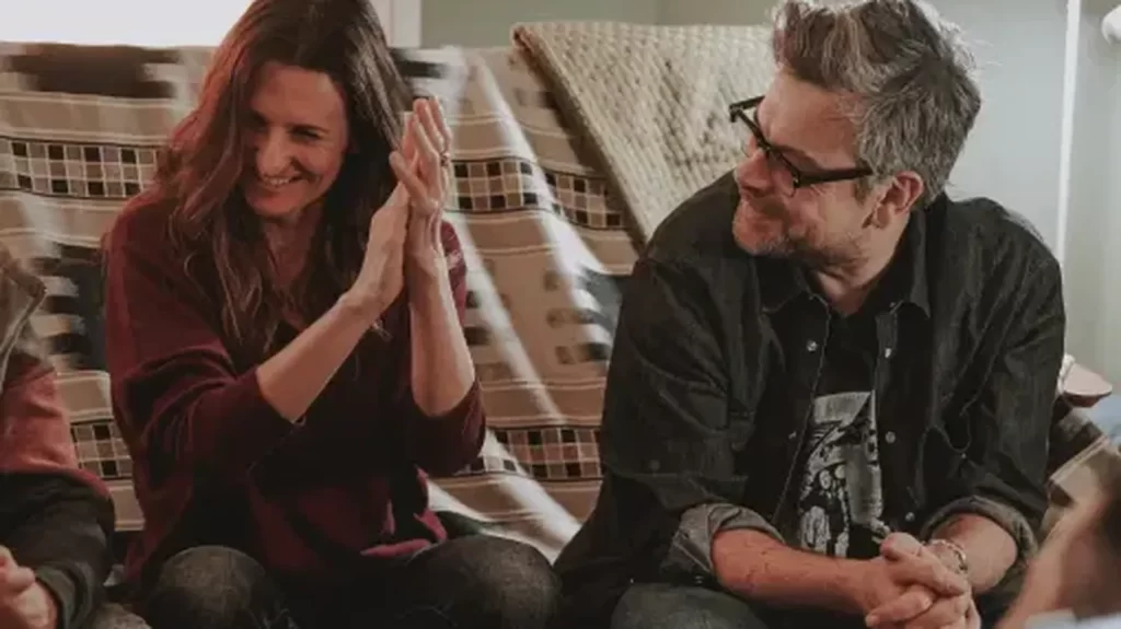 "Quelques jours pas plus" : quand l'humour désamorce la gravité
          Les sorties cinéma de la semaine avec Thierry Fiorile et Matteu Maestracci : "Quelques jours, pas plus" de Julie Navarro et "Sidonie au Japon" d'Elise Girard.
