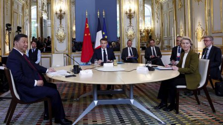 La France appelle à une coordination avec la Chine sur l'Ukraine et le commerce lors du sommet de Paris