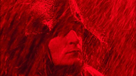 Festival de Cannes 2024 : la renaissance de l'époustouflant "Napoléon" d'Abel Gance, monument du cinéma mondial
          Et si c'était ça, le grand événement de Cannes 2024 ? À l'issue d'un chantier de restauration qui aura duré seize ans, le légendaire "Napoléon vu par Abel Gance" (1927) entame enfin son aventure auprès du grand public. La première partie du film, quelque 3 heures e40 minutes (sur plus de 7 heures au total) a été projetée à Cannes. Sublime et stupéfiant.