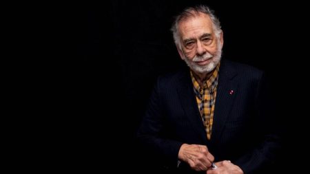 Festival de Cannes 2024 : Francis Ford Coppola fait son retour sur le tapis rouge
          À 85 ans, Francis Ford Coppola est de retour au Festival de Cannes. Il présente son nouveau film "Megalopolis".