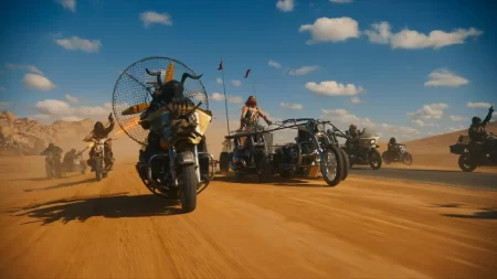 Festival de Cannes 2024 : "Mad Max", d'un pari fou à une mythique saga post-apocalyptique
          George Miller redémarre les engins "Mad Max" avec "Furiosa", cinquième film de la saga, présenté à Cannes mercredi 15 mai. Retour sur l'épopée mythique de sang et de métal du réalisateur australien.