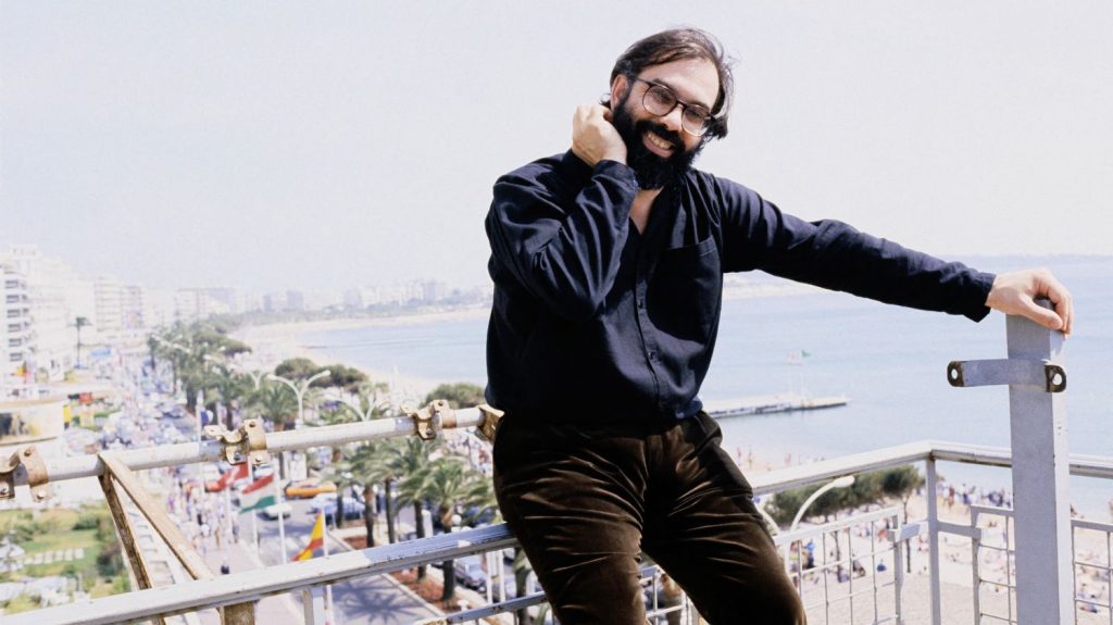 Festival de Cannes 2024 : Coppola et Cannes, cinq décennies de présence et deux Palmes d'or pour le créateur du "Parrain"
          Figure du Nouvel Hollywood, double gagnant de la Palme d'or et président du jury, Francis Ford Coppola a laissé une empreinte indélébile au Festival de Cannes. Retour sur son histoire en quatre films.