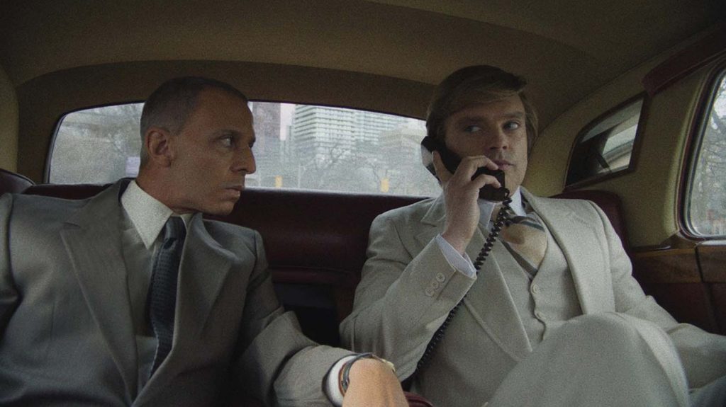 Festival de Cannes 2024 : "The Apprentice", biopic du Donald Trump d'avant la présidence
          On pouvait s'attendre à un brûlot sur un des ex-présidents des États-Unis les plus controversés. C'est en fait un film moins agressif que ce que l'on pouvait attendre, alors que Donald Trump porte plainte pour diffamation contre la production.
