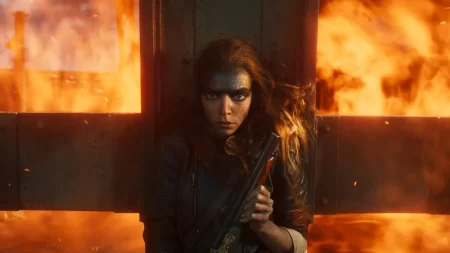 Festival de Cannes 2024 : avec "Furiosa : une saga Mad Max", le bruit et la fureur sont de retour
          George Miller revient avec un "Mad Max" au féminin, cinquième opus de la franchise, sans Mel Gibson, mais avec une Anya Taylor-Joy qui a le pied au plancher et un Chris Hemsworth sur les chapeaux de roue