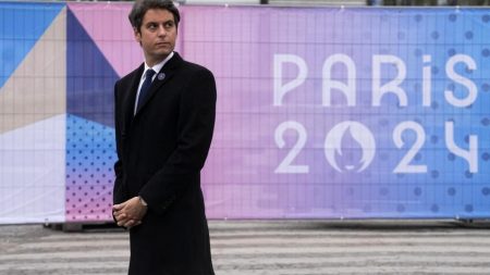 Le gouvernement français envisage de restreindre l’accès aux allocations chômage