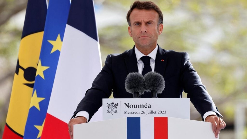 Macron se rend en Nouvelle-Calédonie pour « reprendre le dialogue » après des émeutes meurtrières